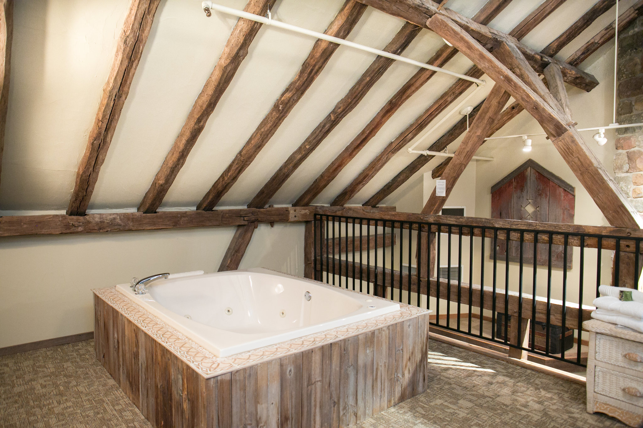 Jacuzzi in hotel room